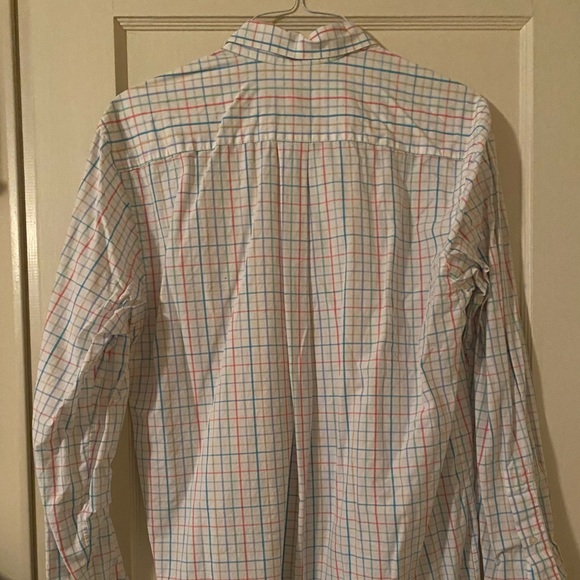 Vineyard vines button down - Picture 2 of 3